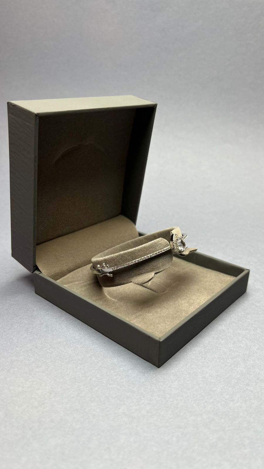 Gourmette Rivière فضة 925 مع حجر دمعة لامع